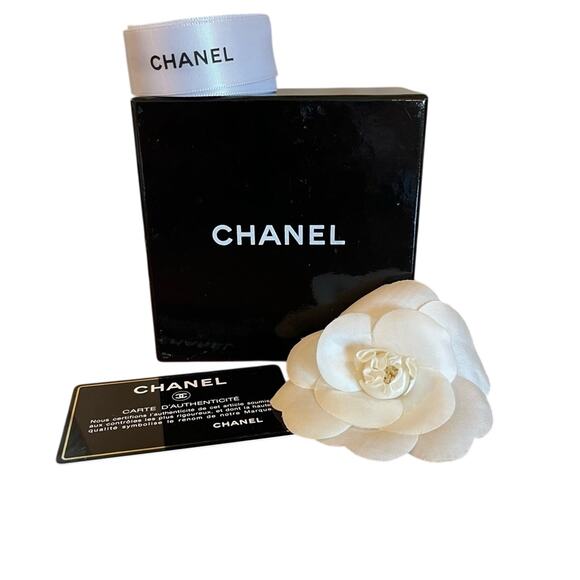 RARE CHANEL Camellia Brooch – Handmade & Timeless Elegance - Picture 1 of 3